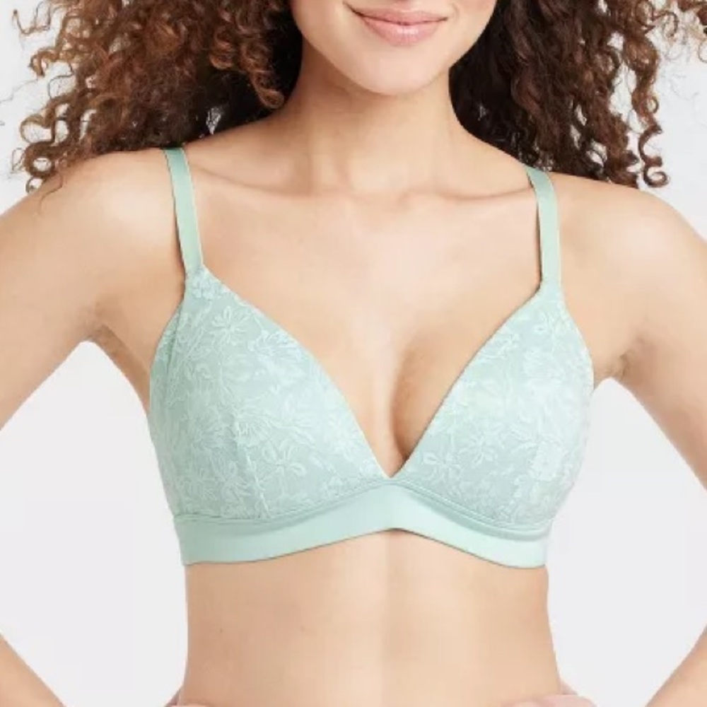 Auden Lightly Lined Wirefree Bra 36DD